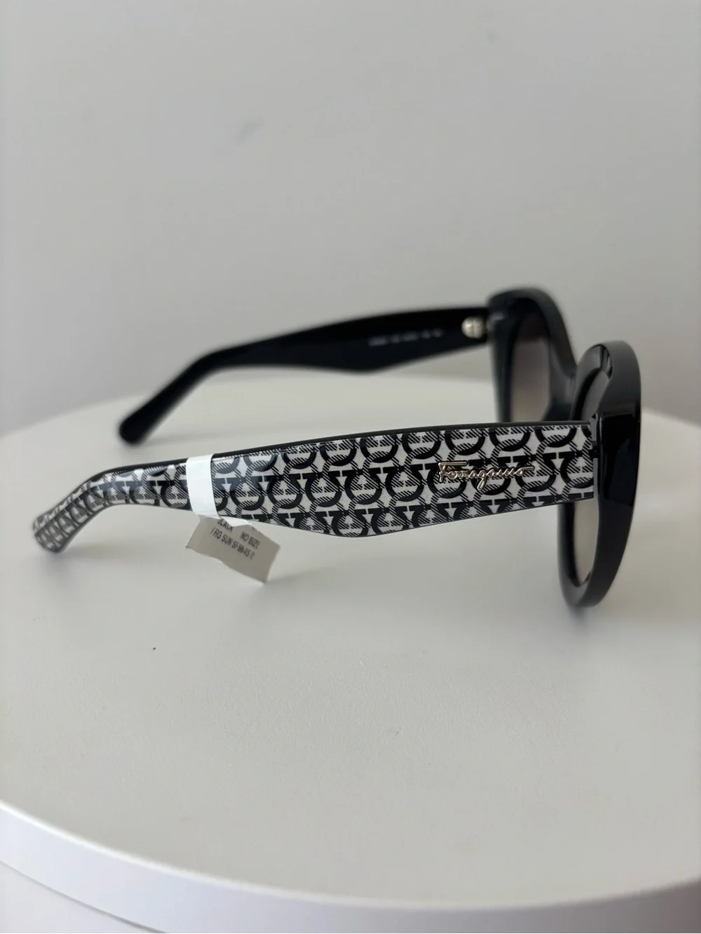 NWT Salvatore Ferragamo Black Cat-Eye Sunglasses